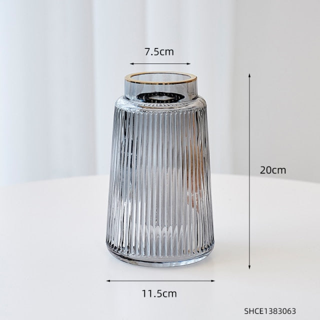 minimalist flower vase d