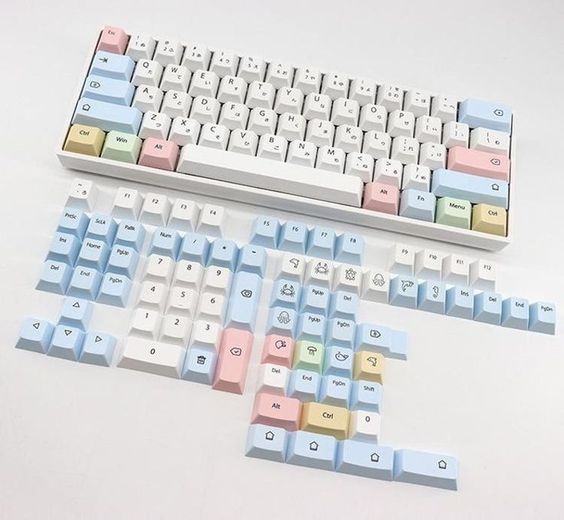 Cute keyboard keycaps set