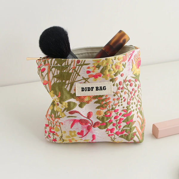 Small cosmetic bag 