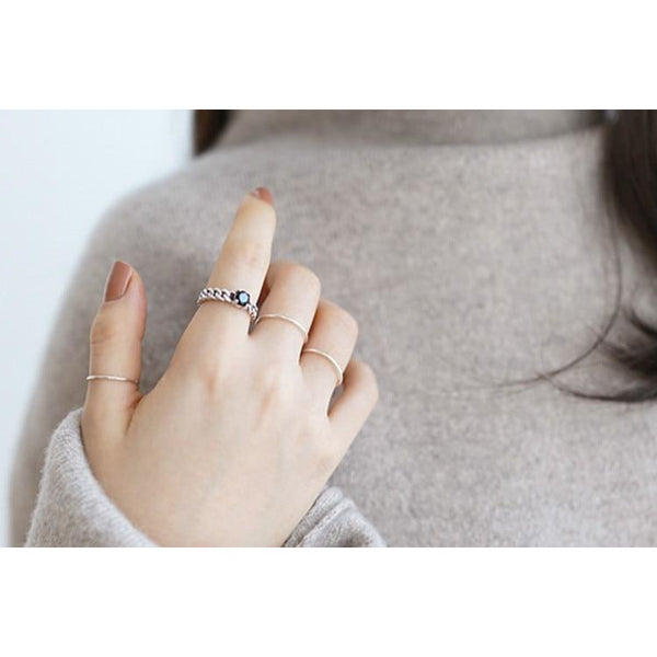 rose gold thin circle rings