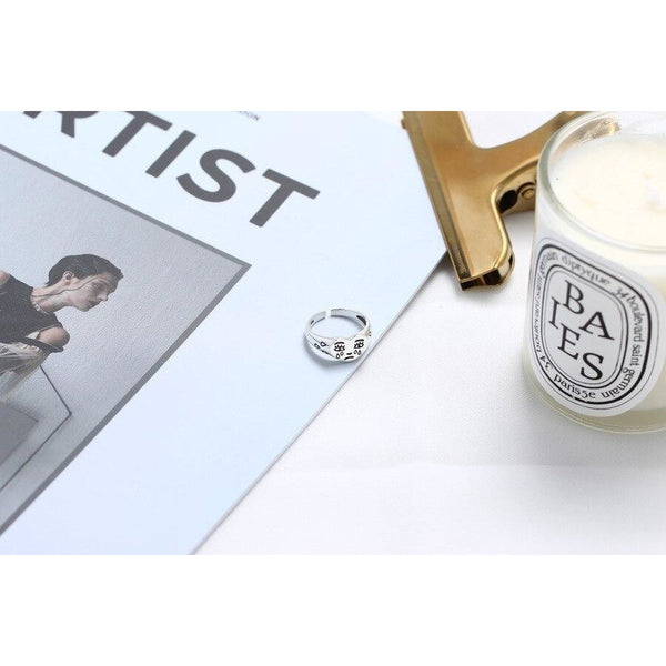 retro tears face ring
