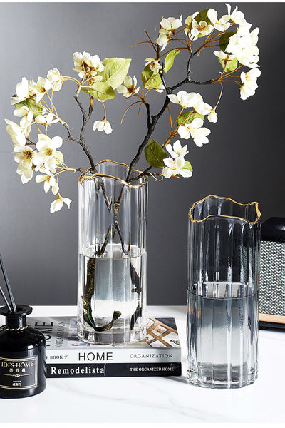 minimalist flower vase 
